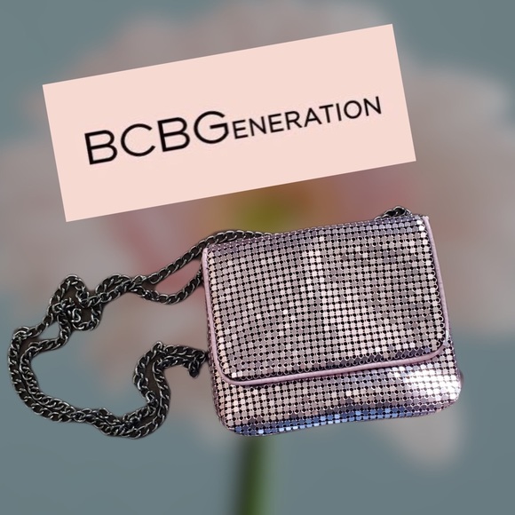 BCBGeneration Handbags - EUC BCBGeneration Pink sequin clutch